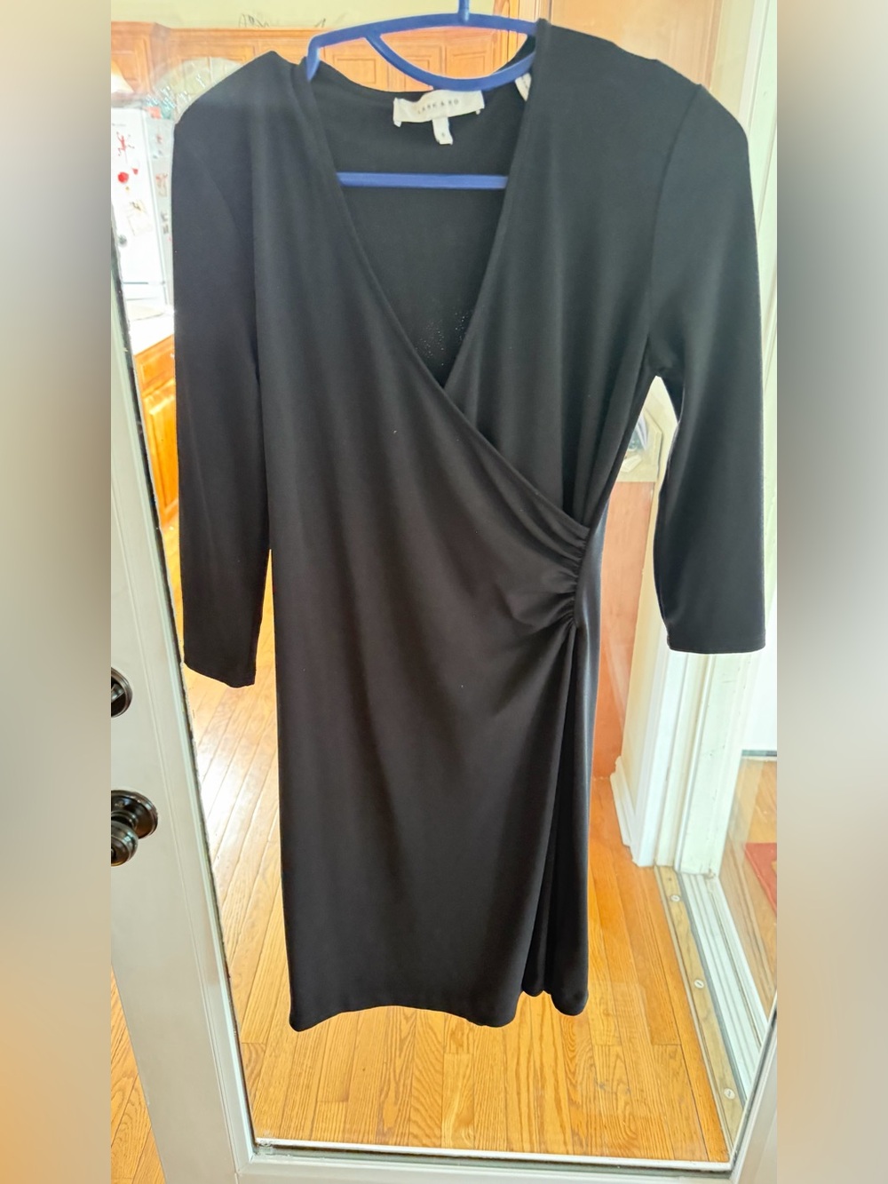 Lark & Ro Black Long-Sleeve Wrap Dress Size 0